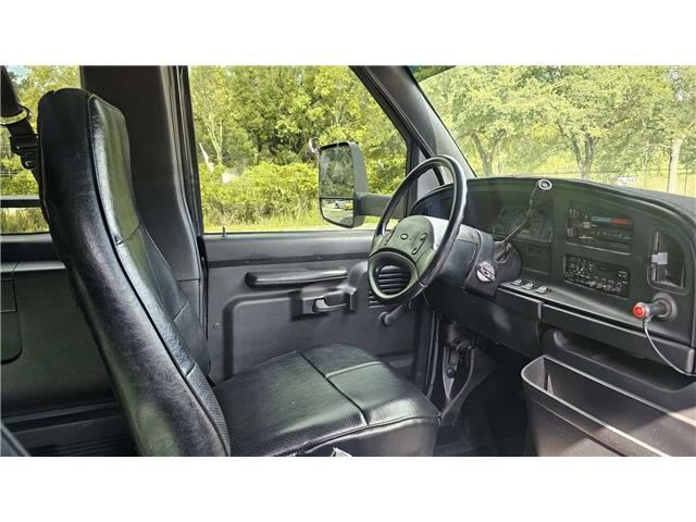 Ford-E-Series-Van-1992-30