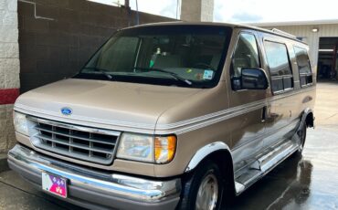 Ford-E-Series-Van-1996-1