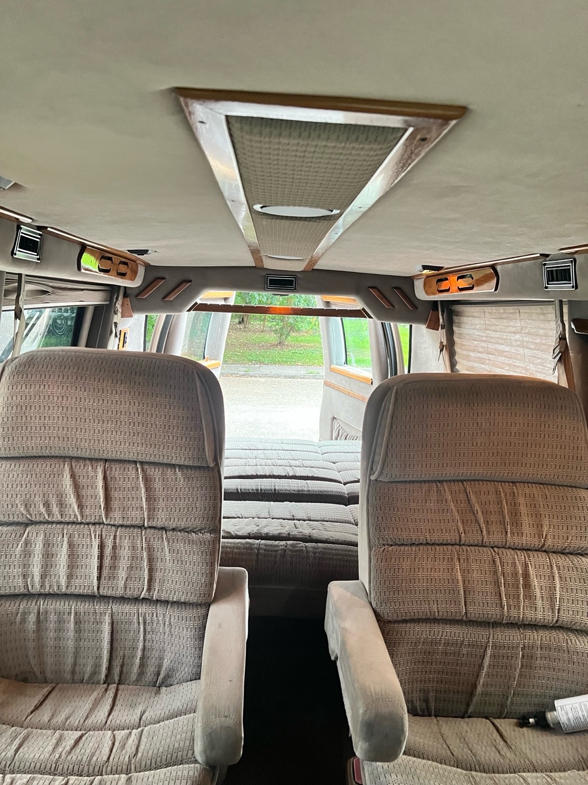 Ford-E-Series-Van-1996-16