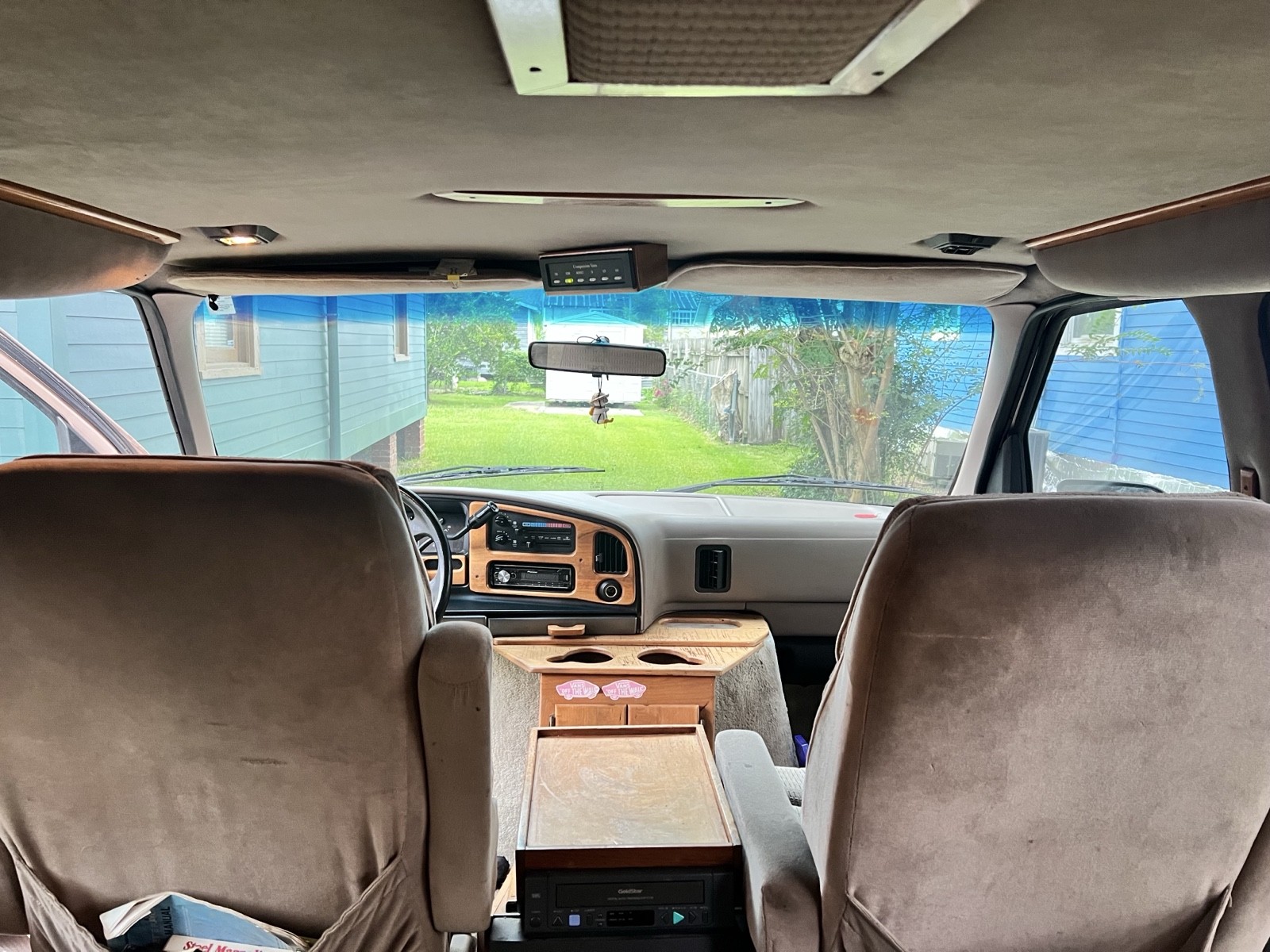 Ford-E-Series-Van-1996-17