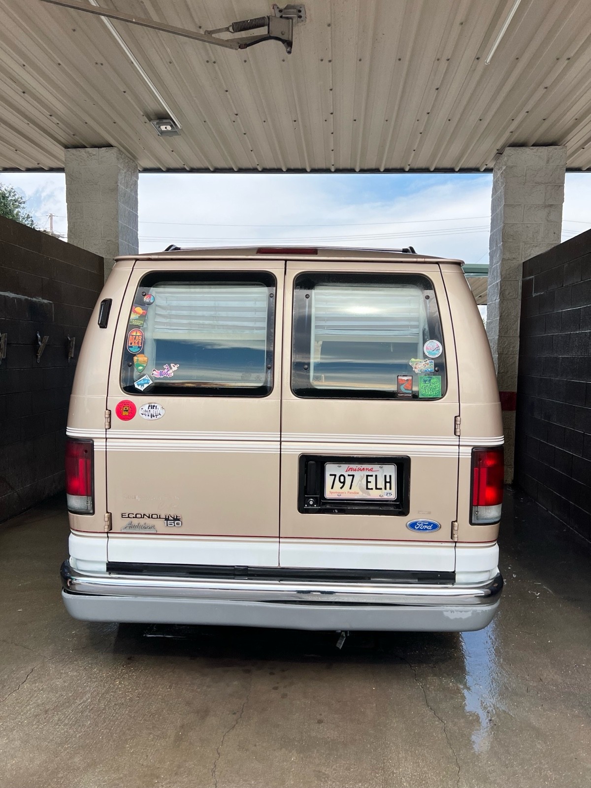 Ford-E-Series-Van-1996-2