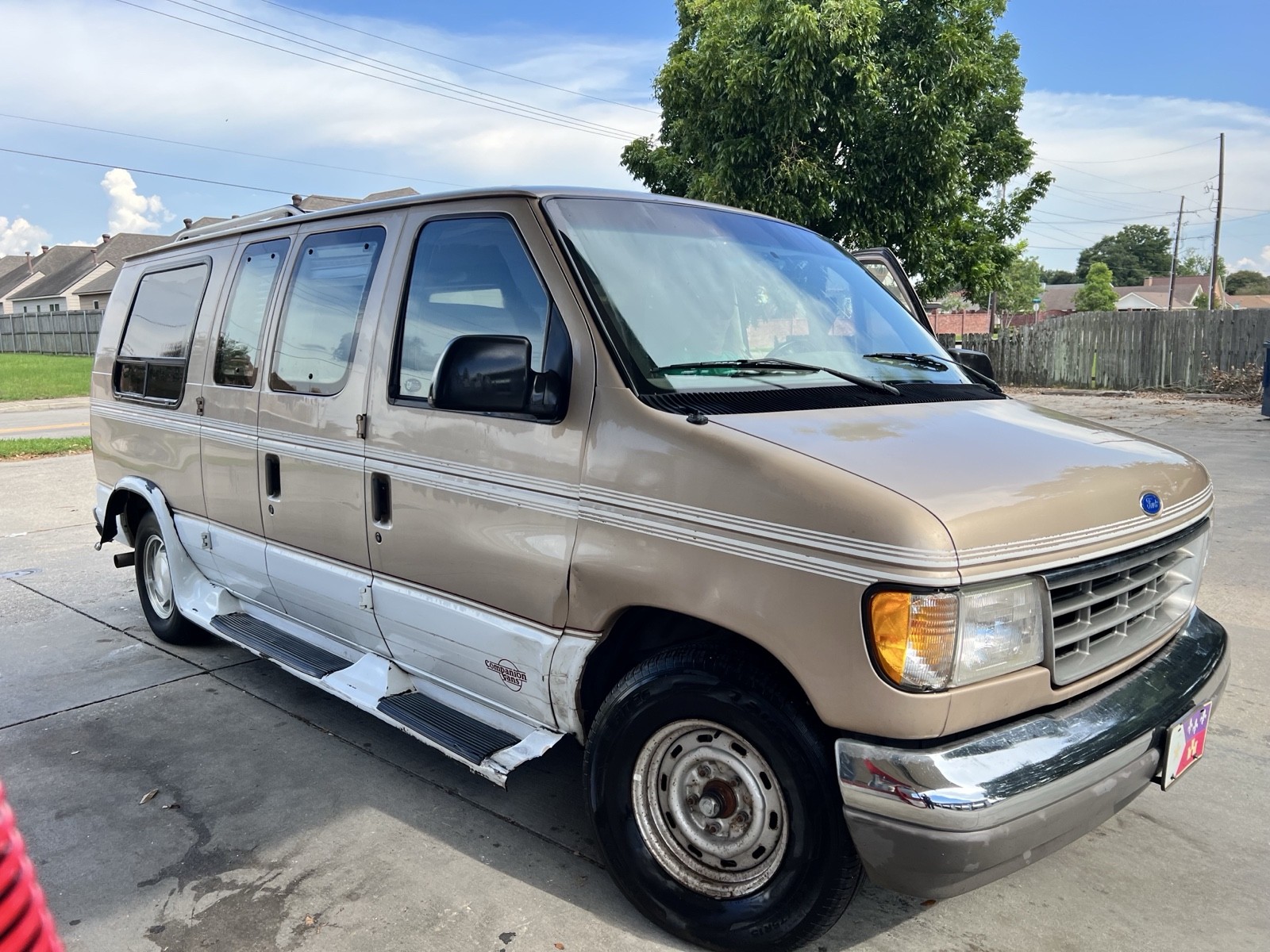 Ford-E-Series-Van-1996-3