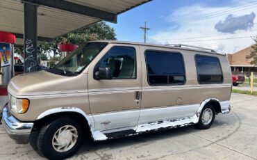 Ford-E-Series-Van-1996