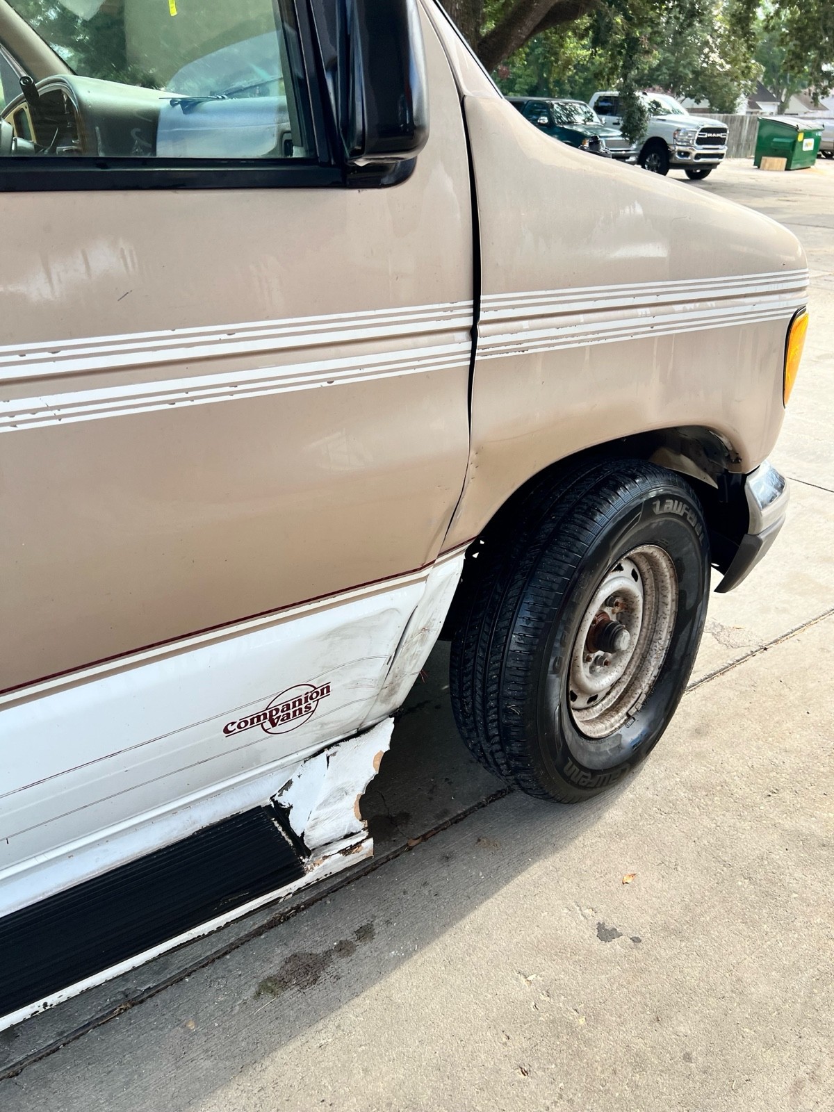 Ford-E-Series-Van-1996-7