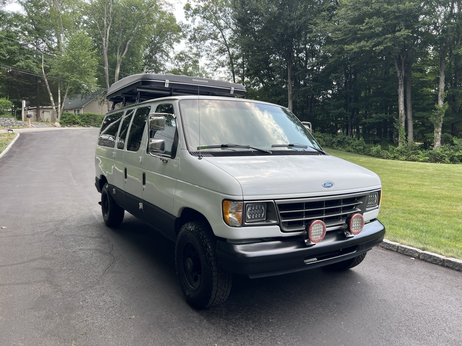 Ford-E-Series-Van-1996-Wagon-12