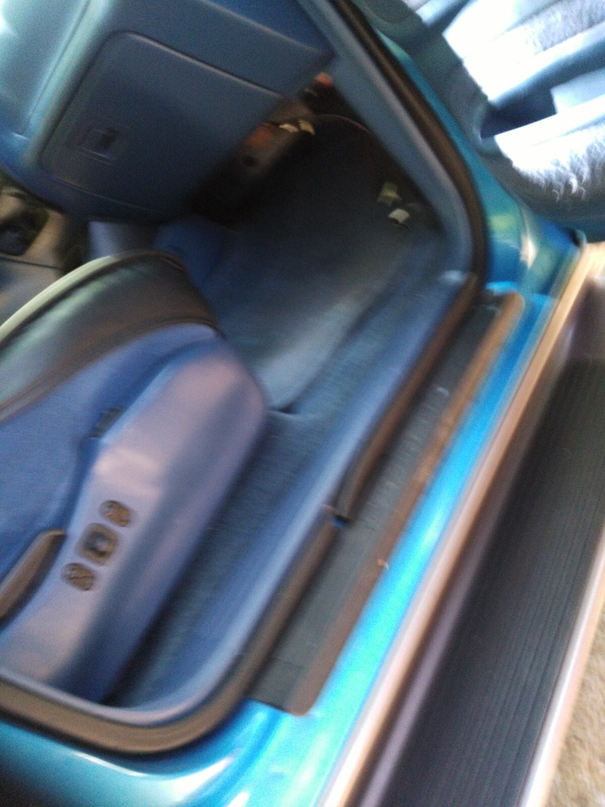 Ford-Explorer-1996-SUV-15