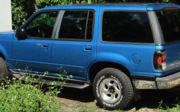 Ford-Explorer-1996-SUV-7