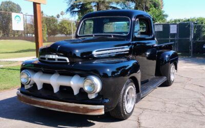 Ford F-100 1951 Crew Cab Pickup