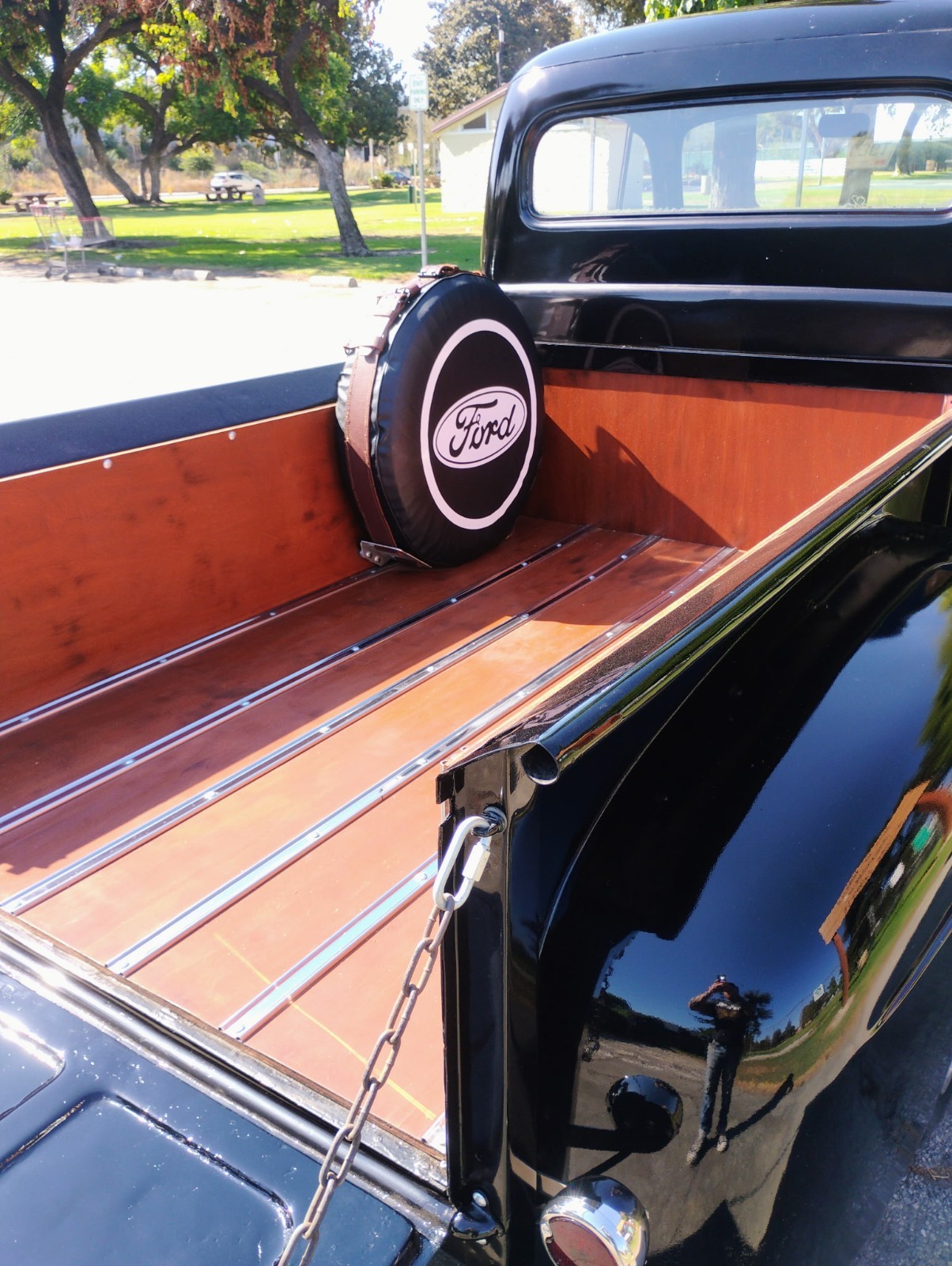 Ford-F-100-1951-Crew-Cab-Pickup-6