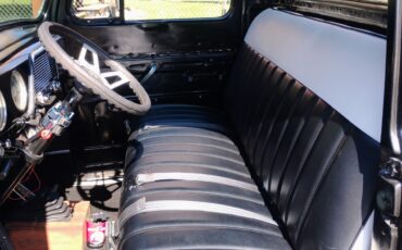Ford-F-100-1951-Crew-Cab-Pickup-8