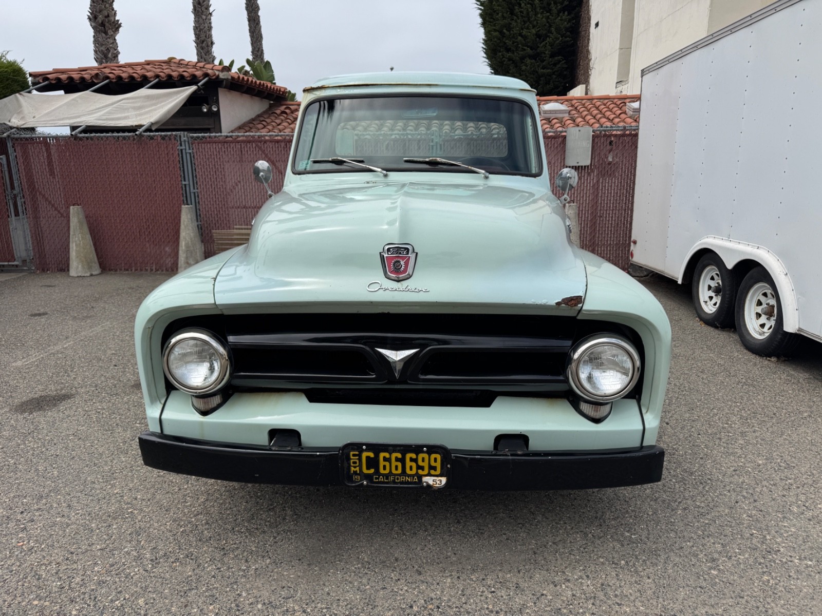 Ford-F-100-1953-Pickup-Truck-22