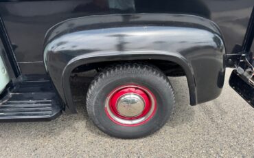 Ford-F-100-1953-Pickup-Truck-24