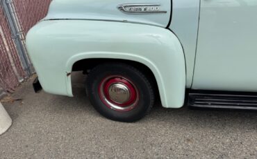 Ford-F-100-1953-Pickup-Truck-26