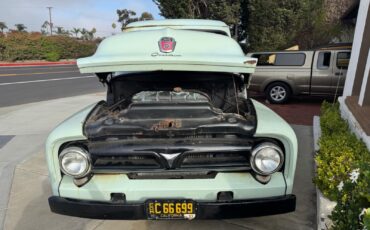 Ford-F-100-1953-Pickup-Truck-27