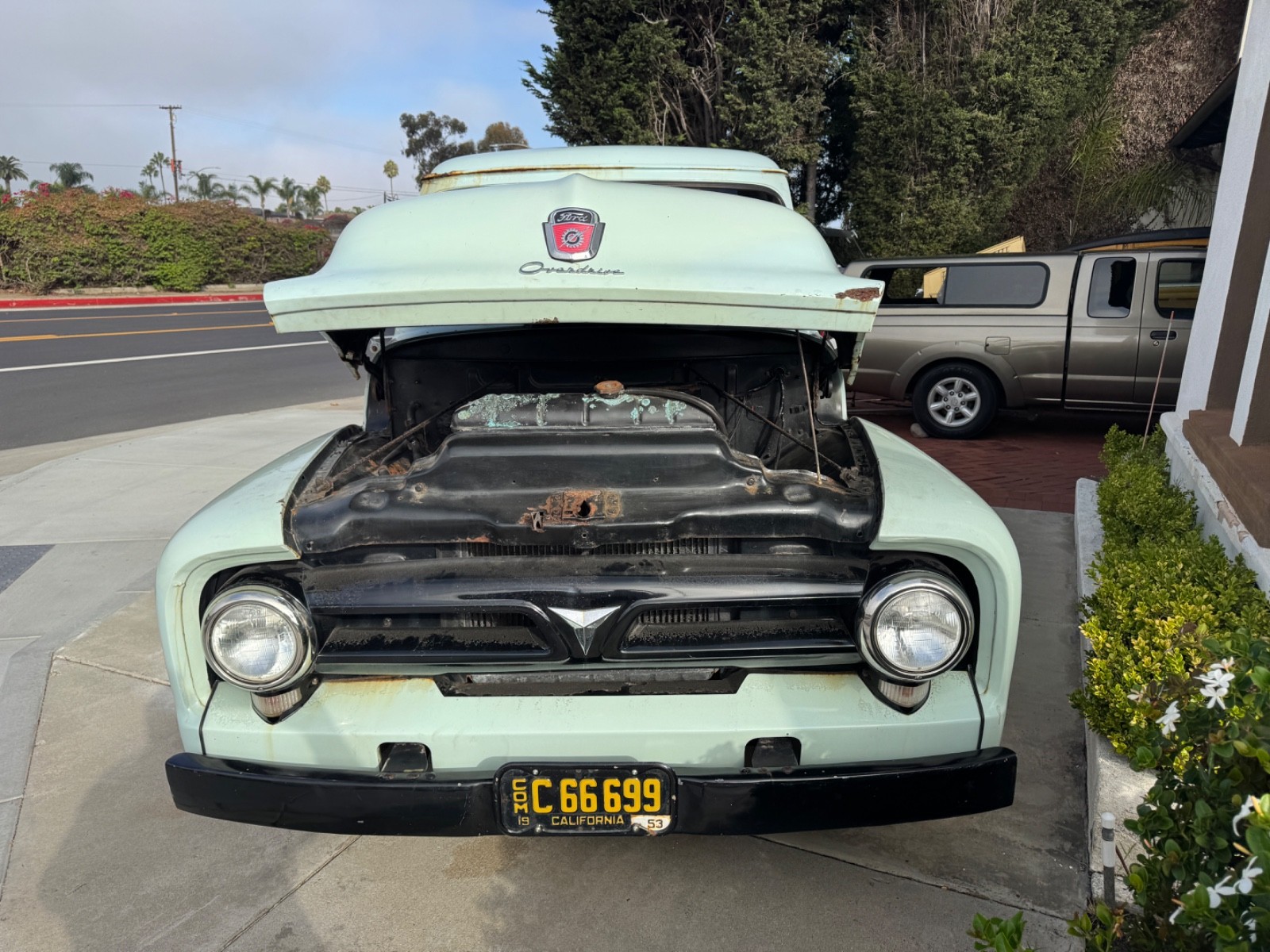 Ford-F-100-1953-Pickup-Truck-27