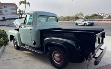 Ford-F-100-1953-Pickup-Truck-4