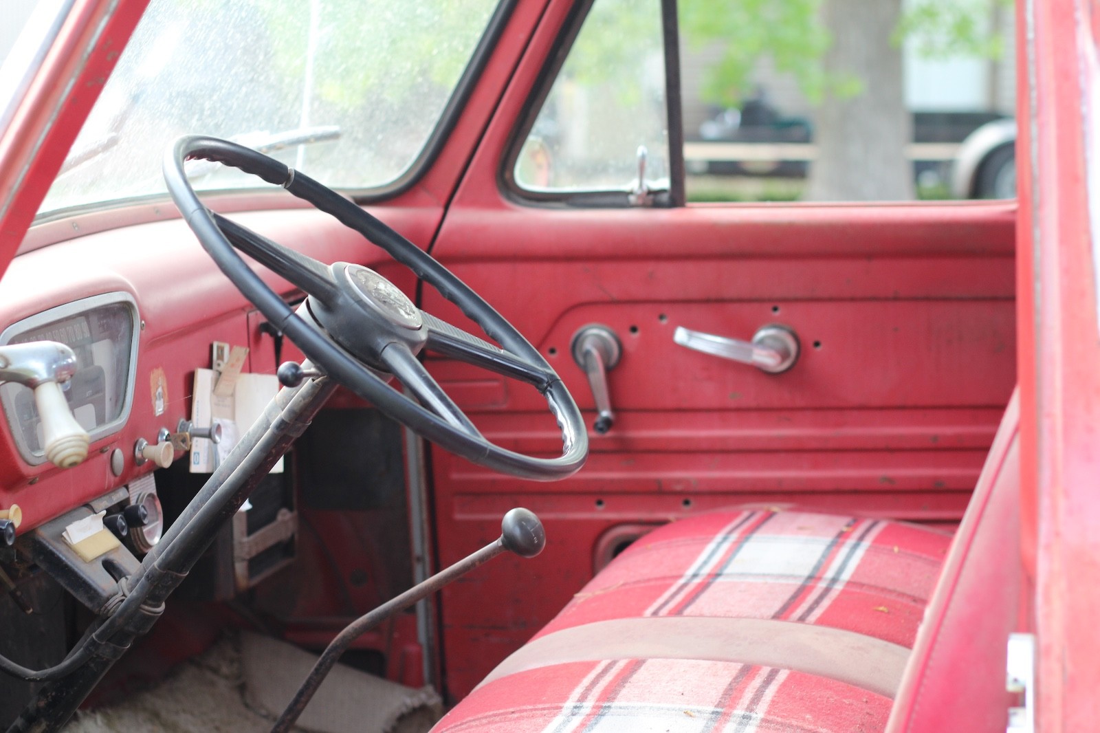Ford-F-100-1955-Standard-Cab-Pickup-18