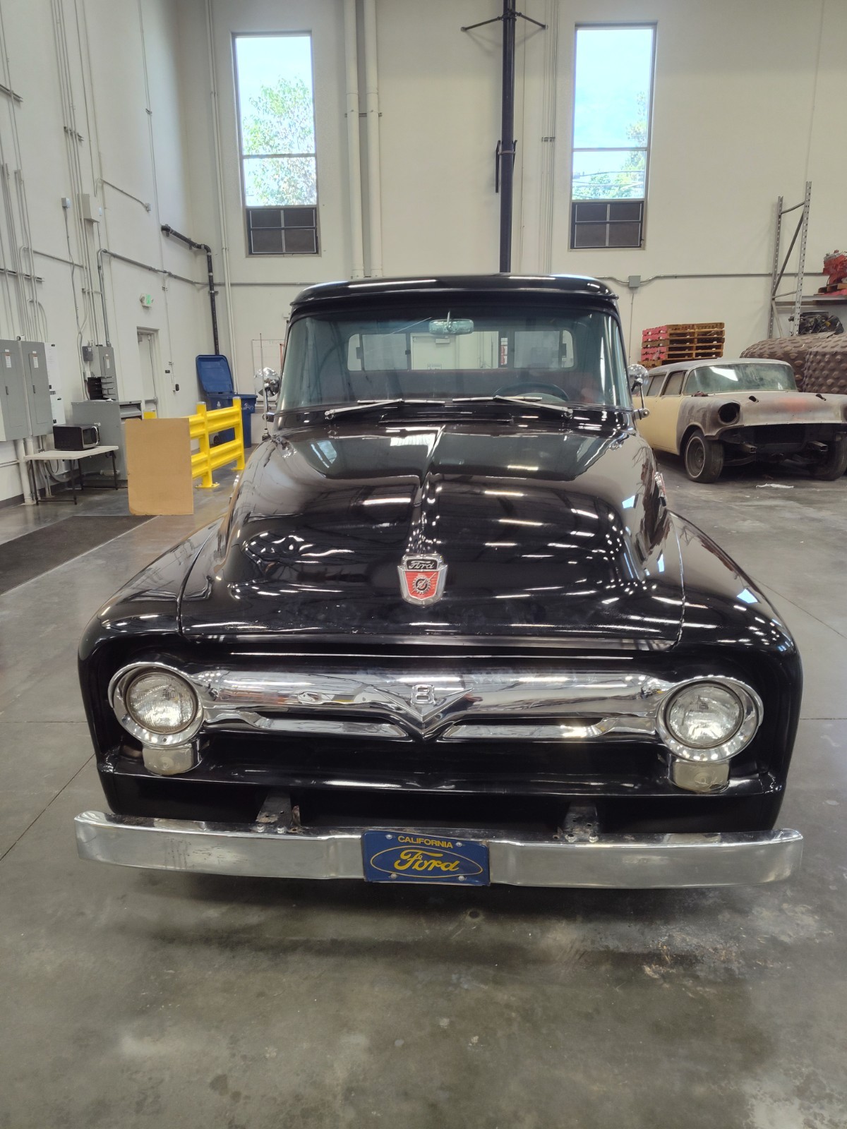 Ford-F-100-1956-Pickup
