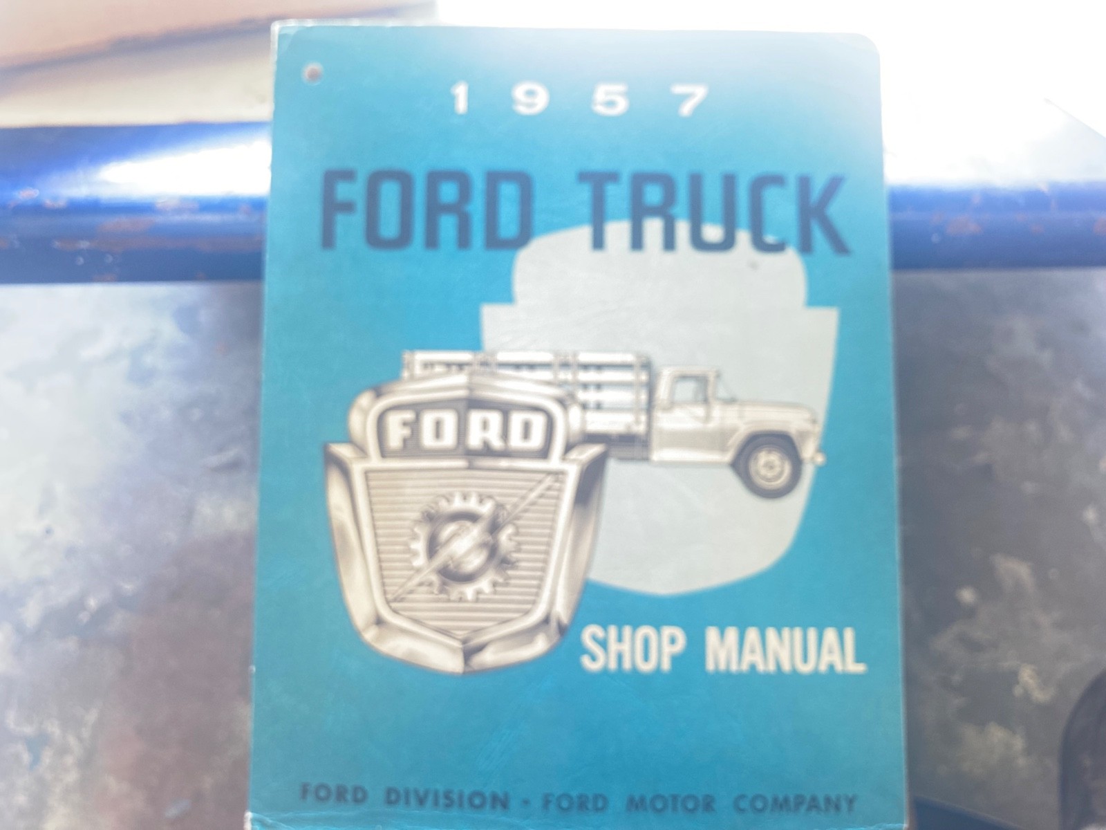 Ford-F-100-1957-Standard-Cab-Pickup-17