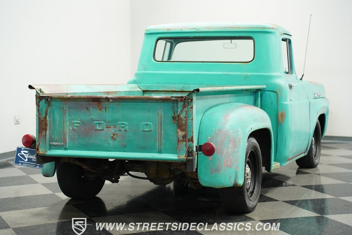 Ford-F-100-1960-Pickup-Truck-11