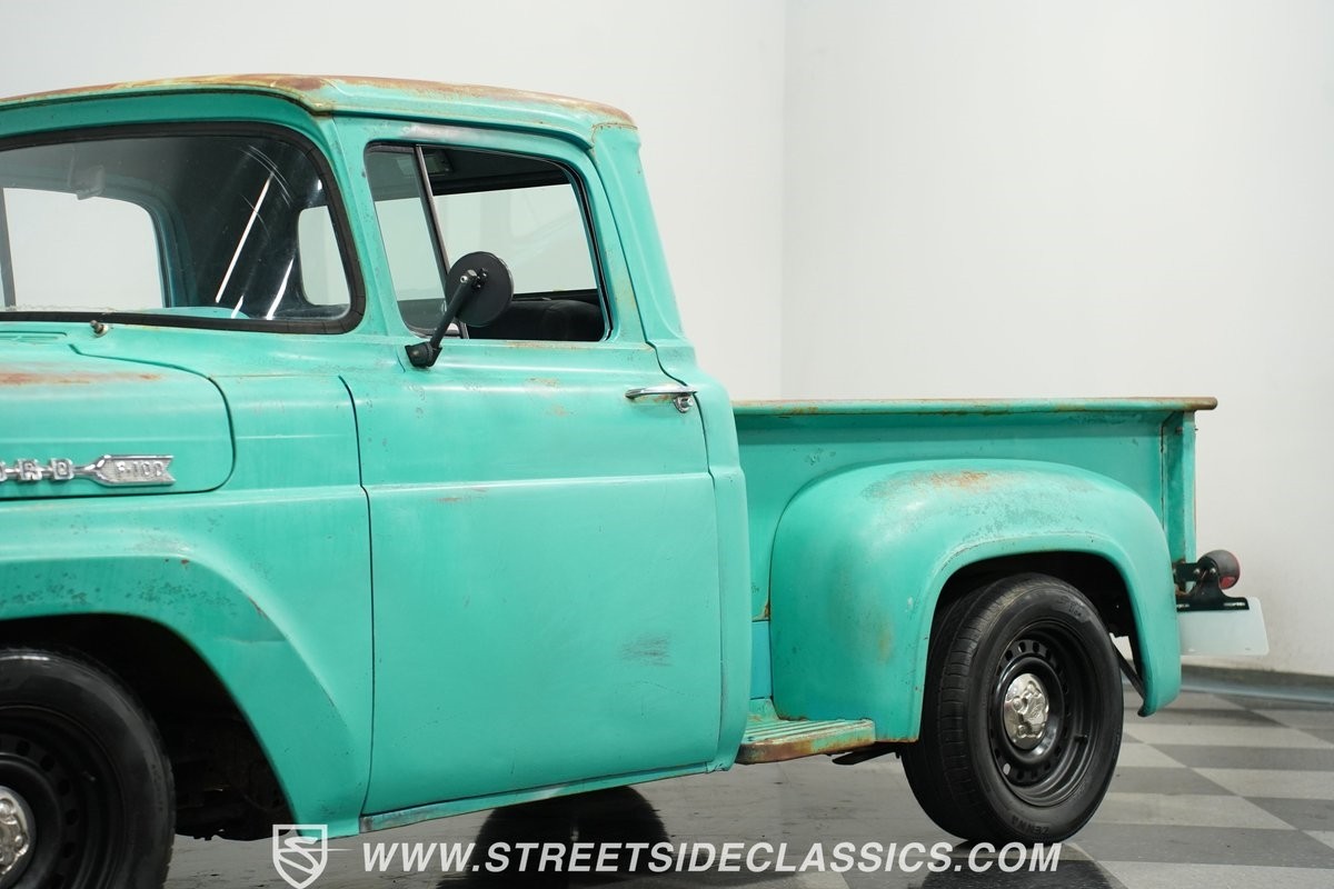 Ford-F-100-1960-Pickup-Truck-21