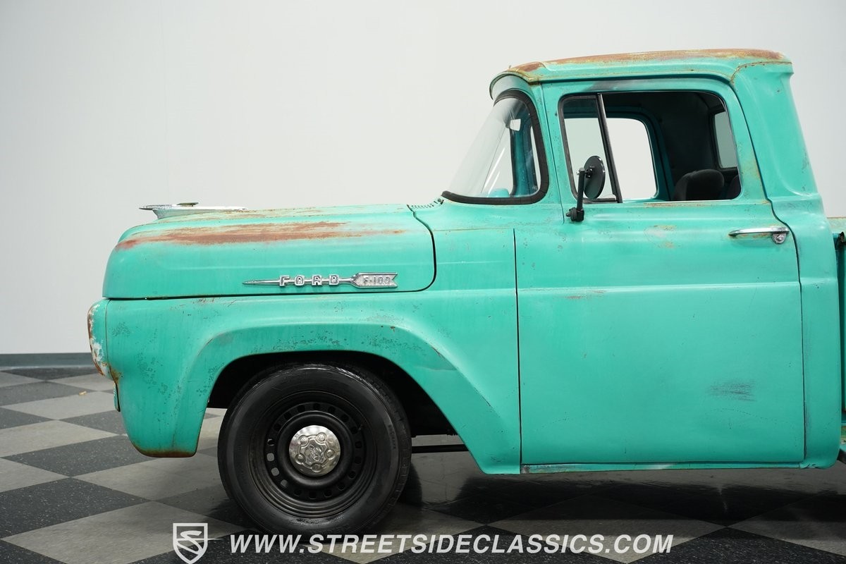 Ford-F-100-1960-Pickup-Truck-22