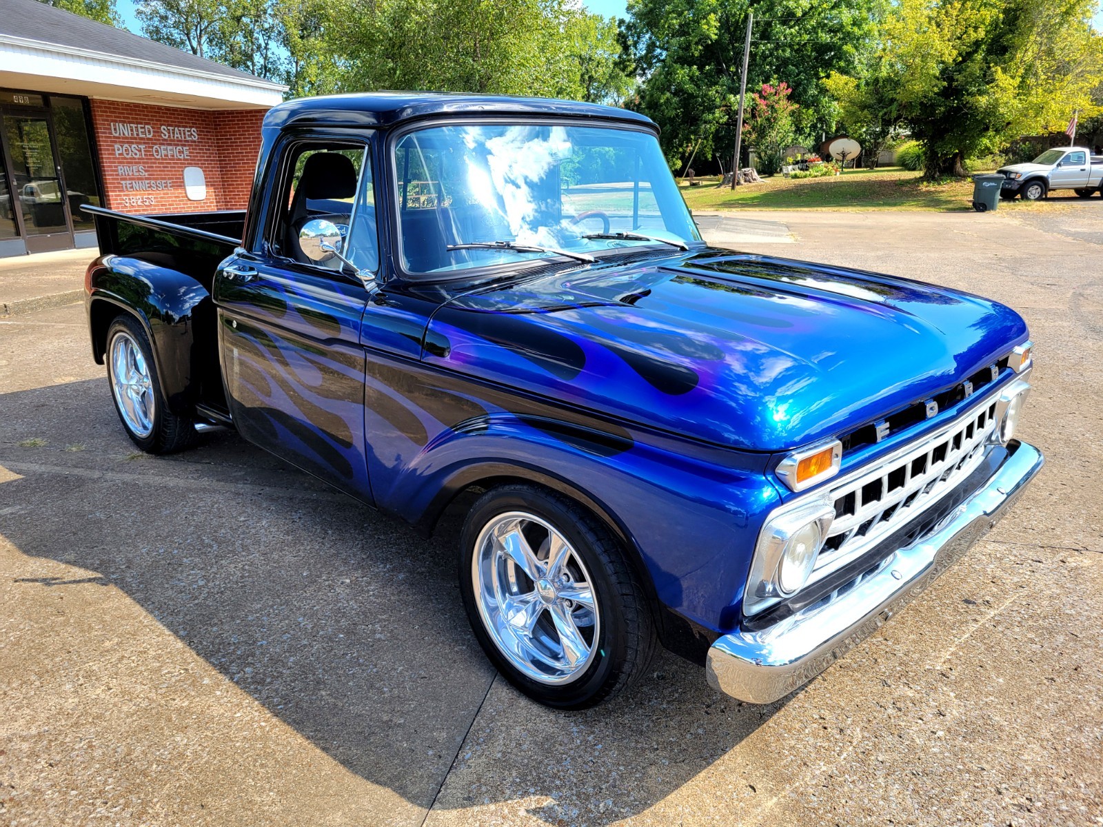 Ford-F-100-1965-Standard-Cab-Pickup-16
