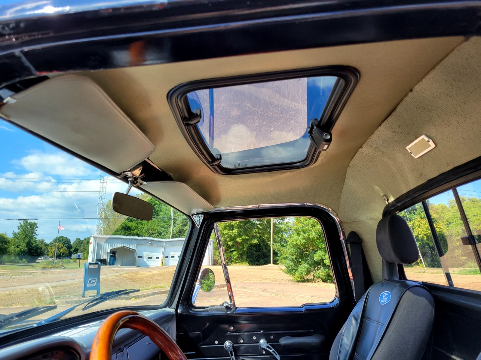 Ford-F-100-1965-Standard-Cab-Pickup-23