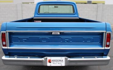 Ford-F-100-1967-Pickup-Truck-17