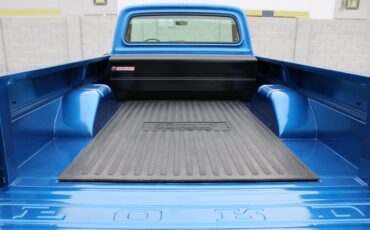 Ford-F-100-1967-Pickup-Truck-21