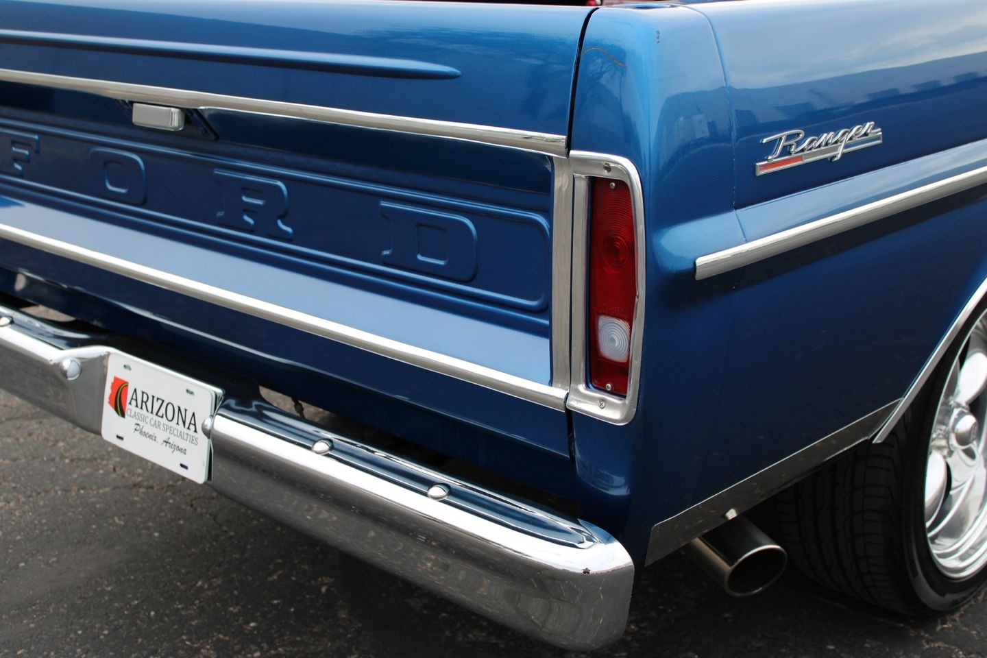 Ford-F-100-1967-Pickup-Truck-4