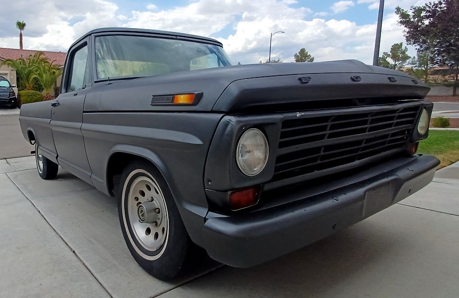Ford-F-100-1969-Standard-Cab-Pickup-1