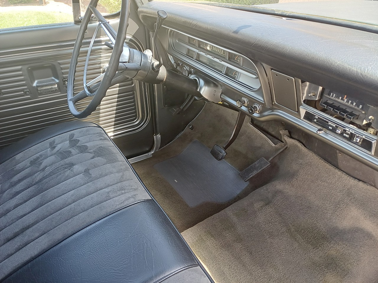 Ford-F-100-1969-Standard-Cab-Pickup-15