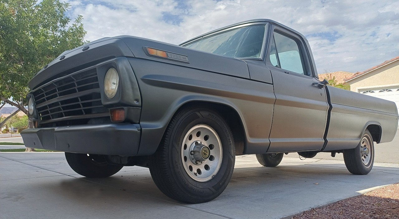 Ford-F-100-1969-Standard-Cab-Pickup-5
