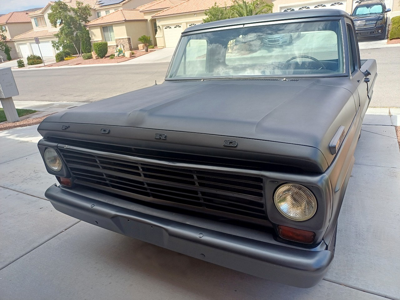 Ford-F-100-1969-Standard-Cab-Pickup-8