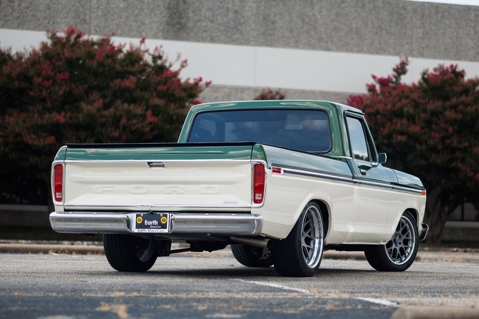 Ford-F-100-1972-Truck-10