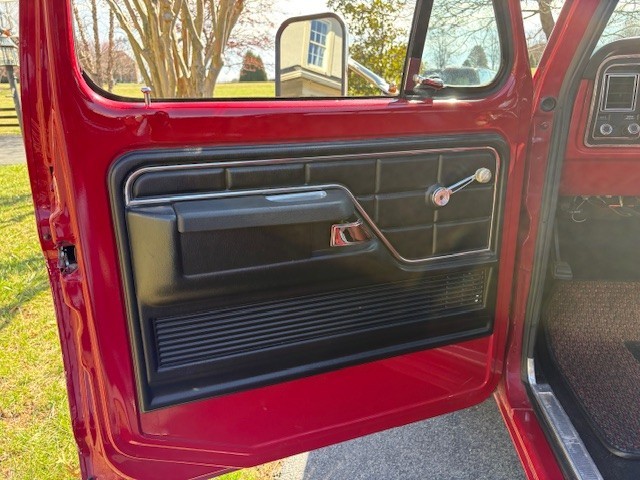 Ford-F-100-1973-13