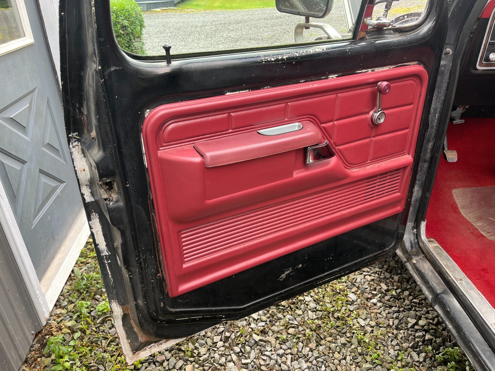 Ford-F-100-1976-Standard-Cab-Pickup-11
