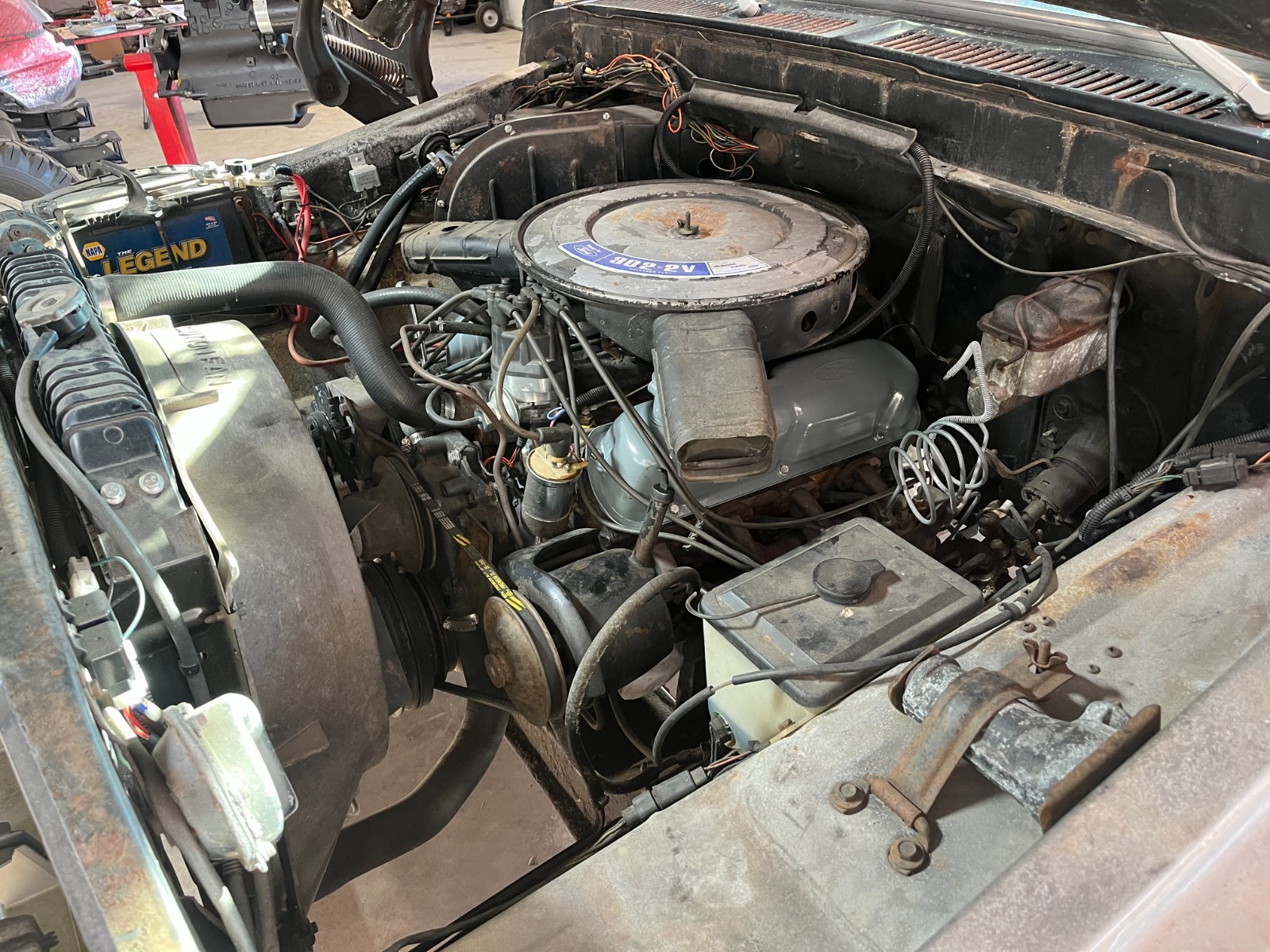 Ford-F-100-1976-Standard-Cab-Pickup-17