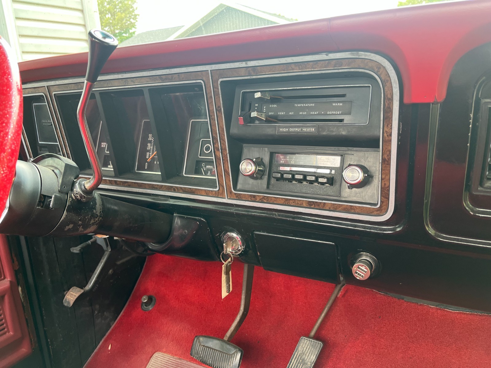 Ford-F-100-1976-Standard-Cab-Pickup-7