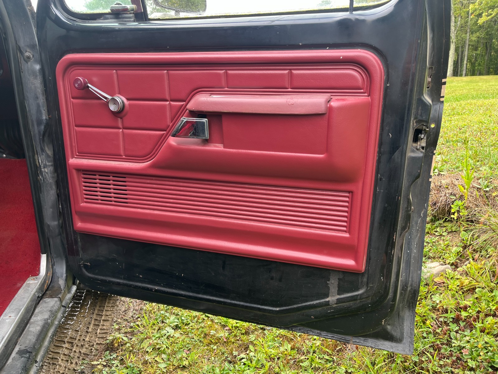 Ford-F-100-1976-Standard-Cab-Pickup-9