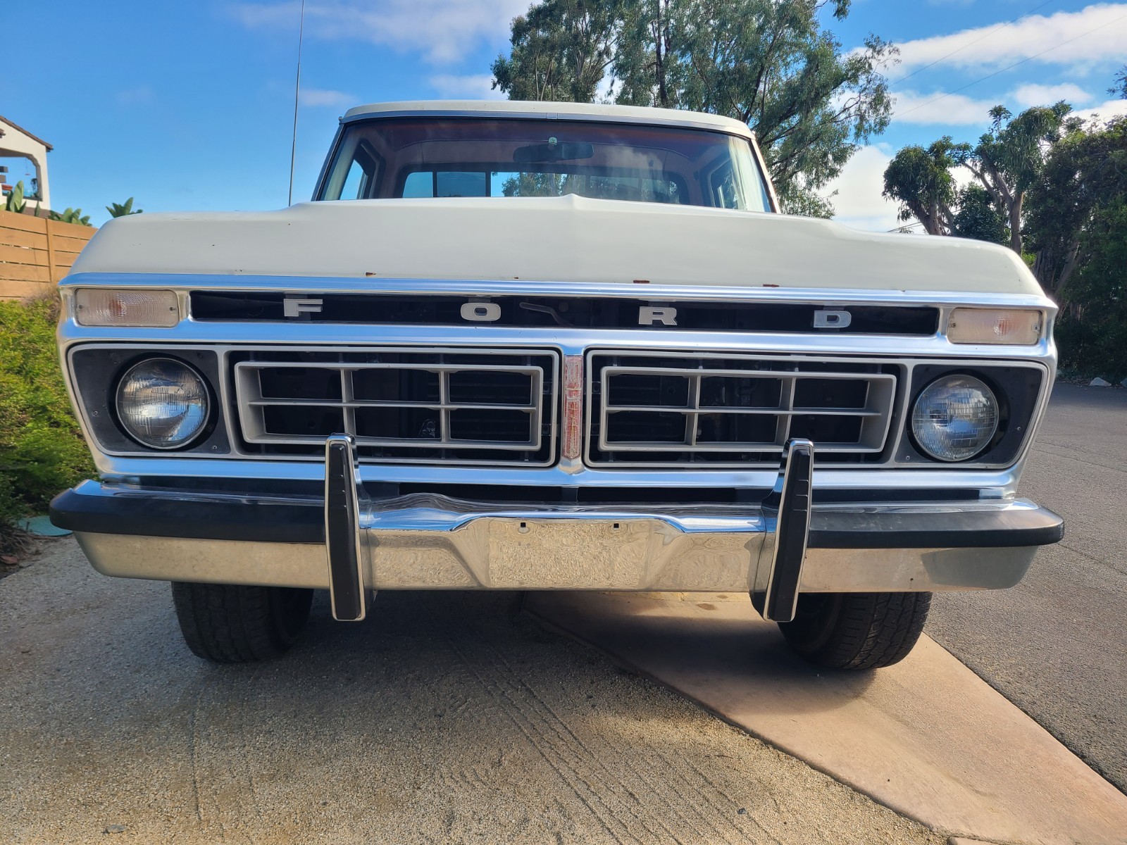 Ford-F-150-1976-Standard-Cab-Pickup-5