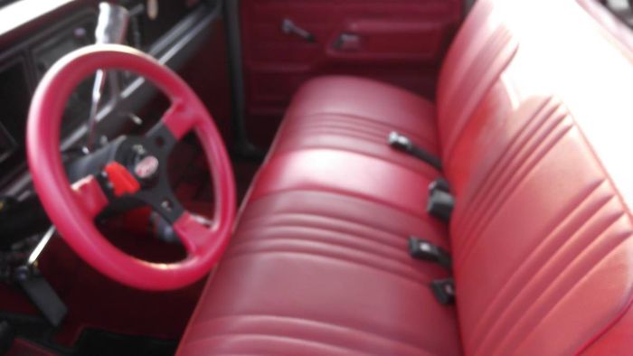 Ford-F-150-1977-Silver-10