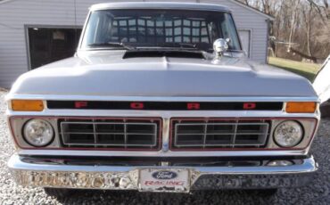 Ford-F-150-1977-Silver-13