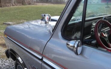 Ford-F-150-1977-Silver-3