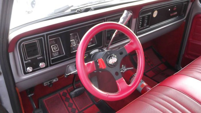 Ford-F-150-1977-Silver-8