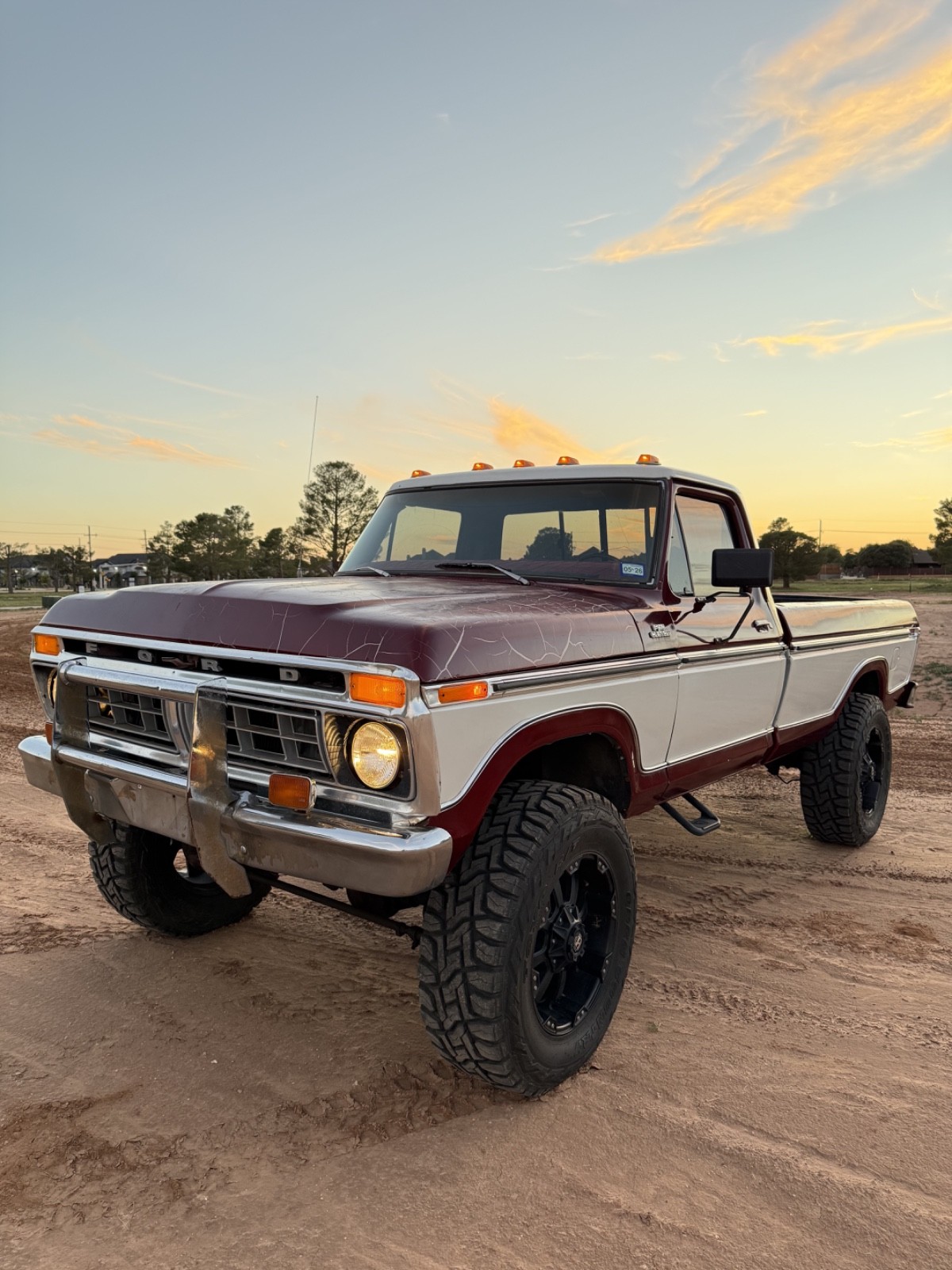 Ford-F-150-1977-Standard-Cab-Pickup-2