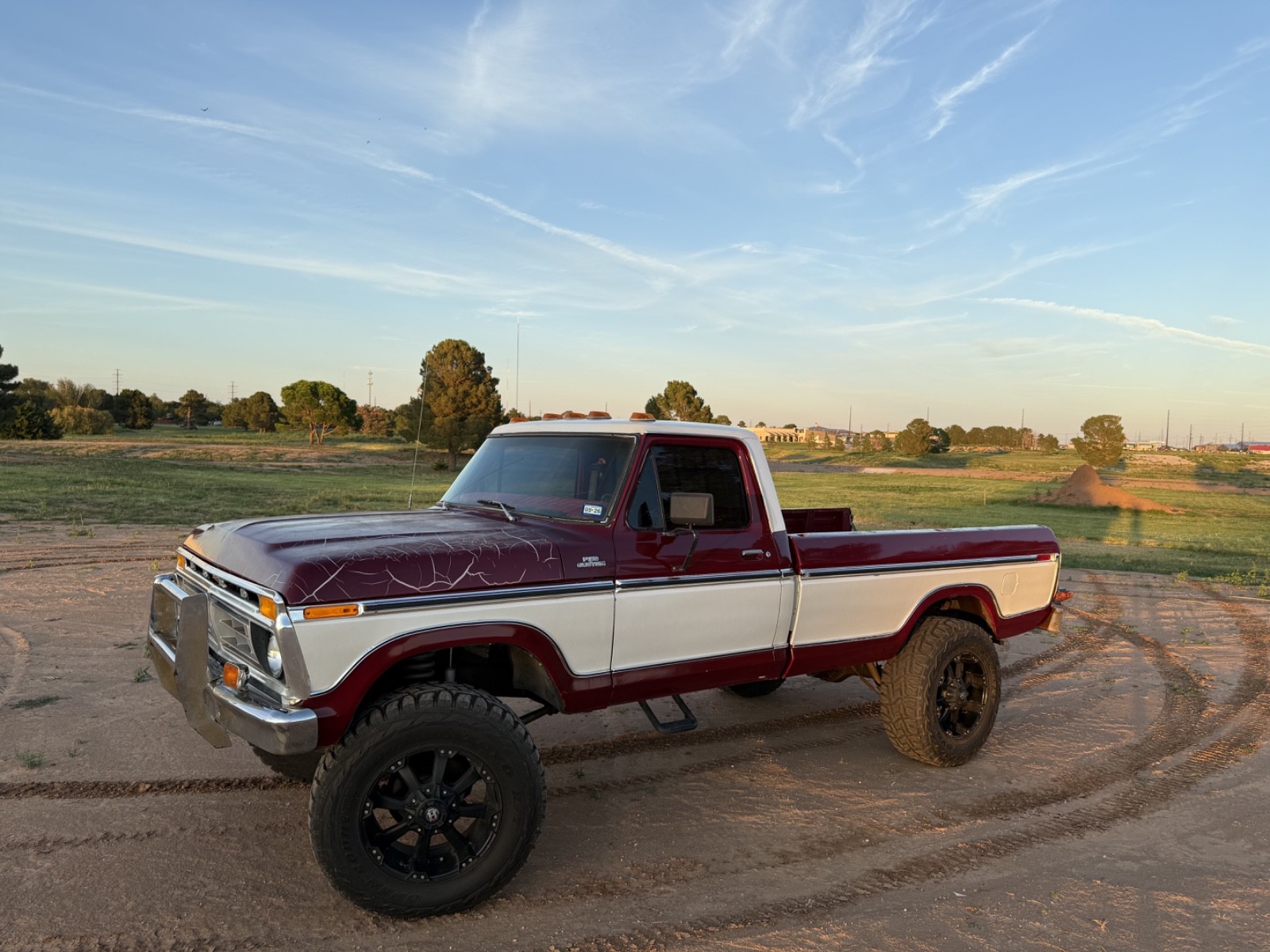 Ford F-150 1977 Standard Cab Pickup