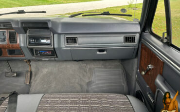 Ford-F-150-1984-Standard-Cab-Pickup-13