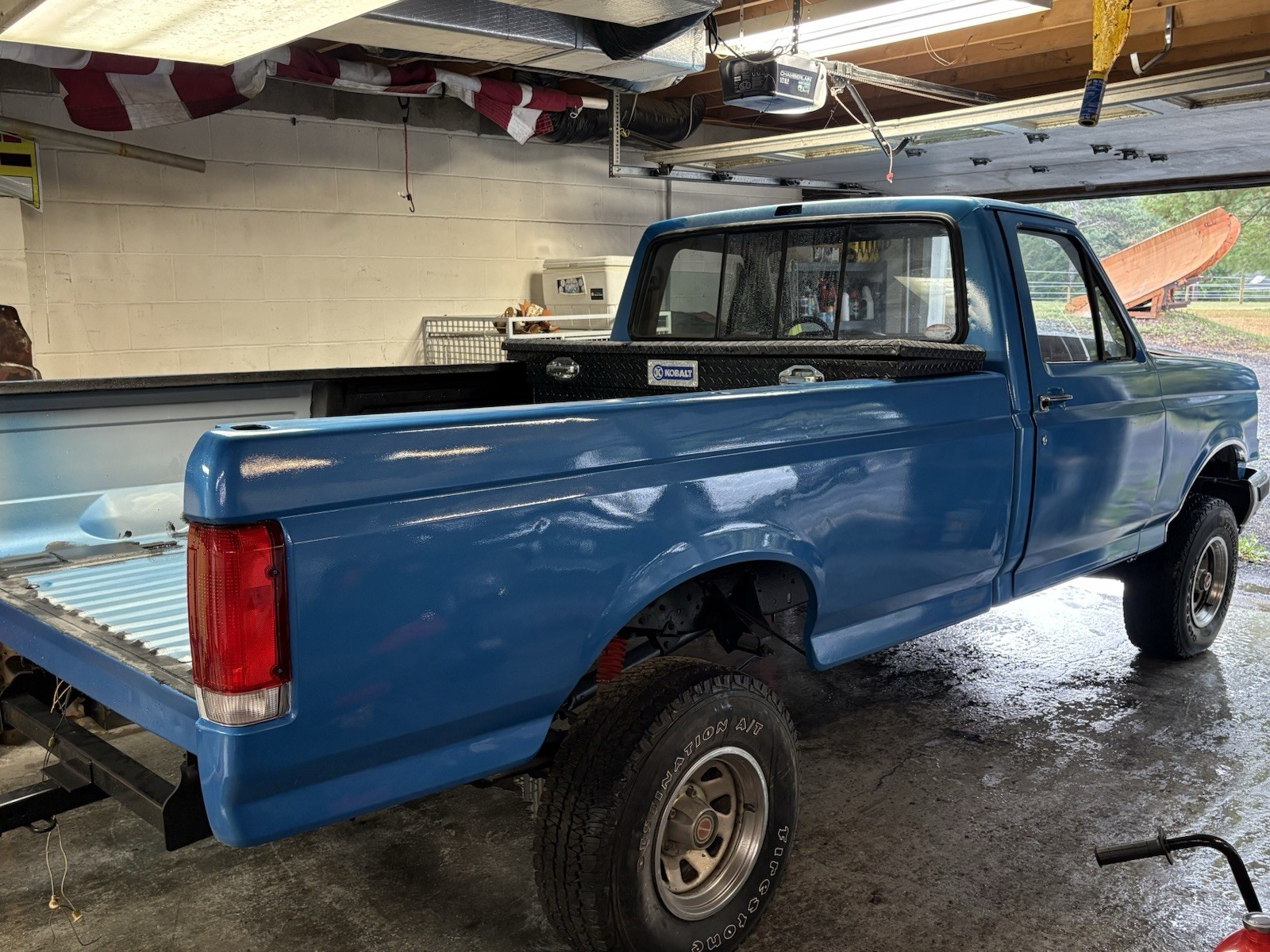 Ford-F-150-1987-Standard-Cab-Pickup-2